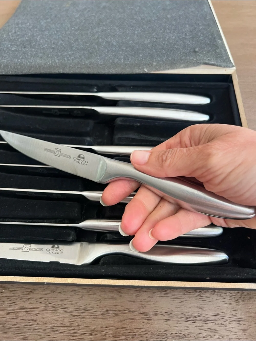 Chicago Cutlery 75th Anniversary Landmark Edition 8-Piece Steak Knife BOXSet NEW